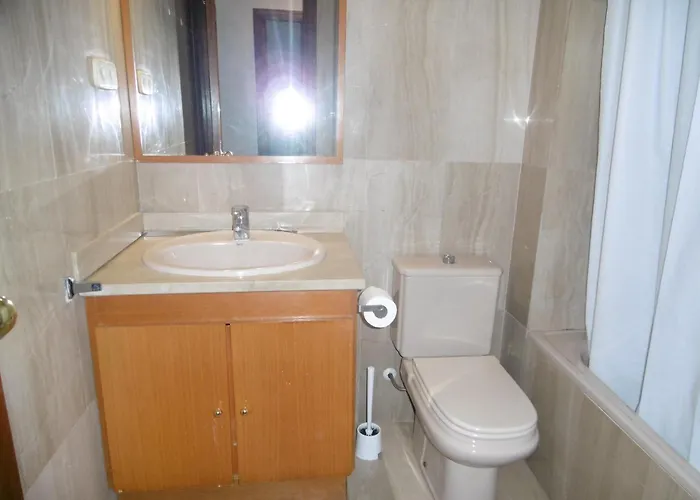 Cerca De La Playa Con Piscina Y Parking Апартаменты