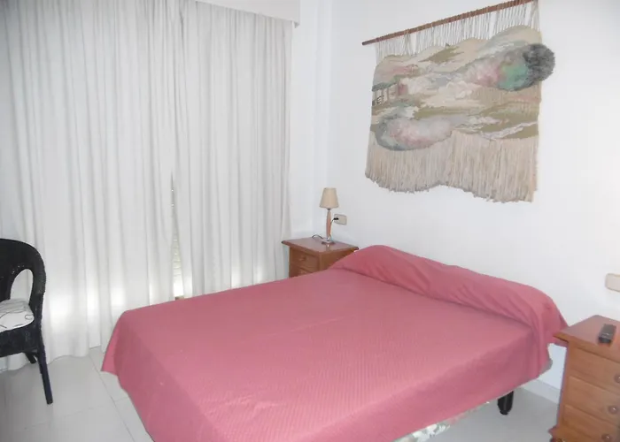 Апартаменты Cerca De La Playa Con Piscina Y Parking