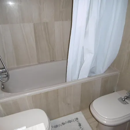 Apartmán Cerca De La Playa Con Piscina Y Parking